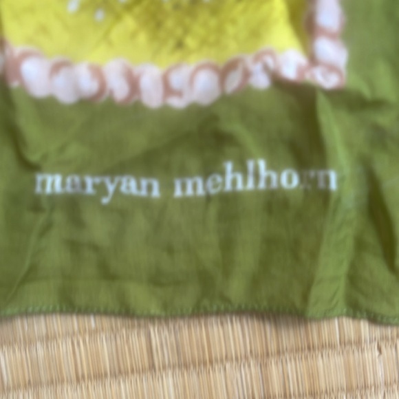 Sarong - Picture 2 of 3